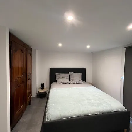 Les Chambre De Marie Studio Rez De Chausse Lägenhet